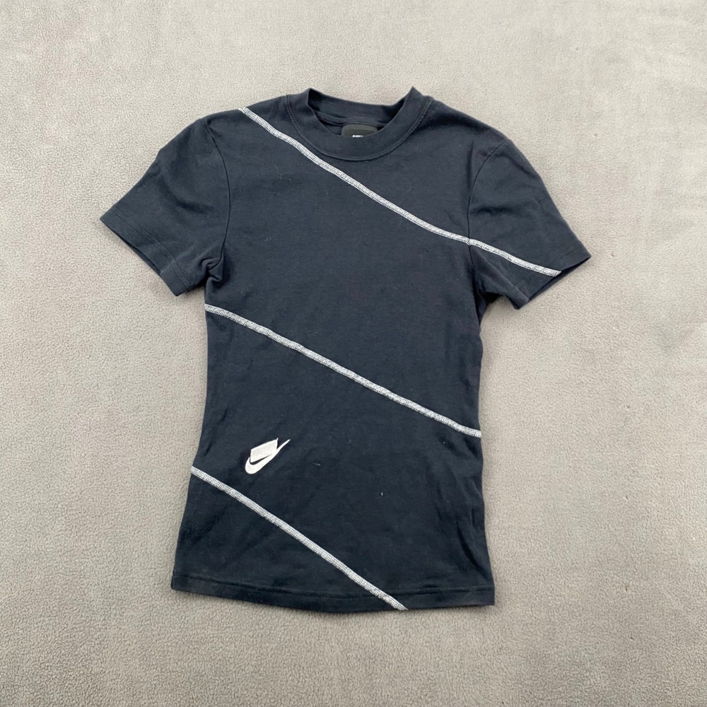Nike Sportswear Womens XSโ Black Contrast Stitch Deconstructed T-Shirt Slim Fit